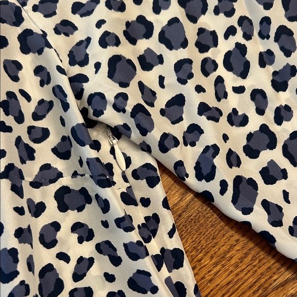 Devon Baer Navy and Leopard Print Tops - Picture 4 of 12